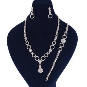 نیم ست نقره زنانه مد و کلاس کد MC-231