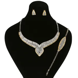 نیم ست نقره زنانه مد و کلاس کد MC-330