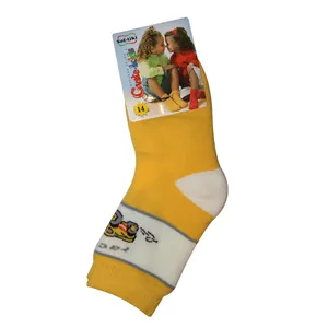 جوراب پسرانه کنته کیدز طرح ماشین کد 7C-46-95