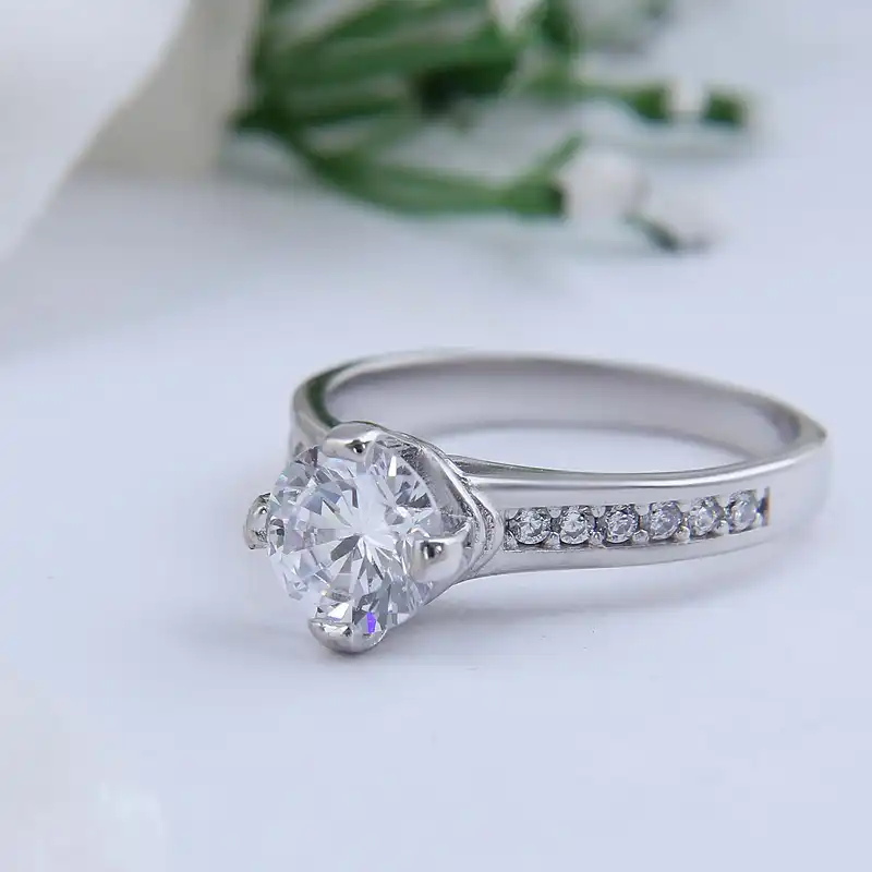 انگشتر نقره زنانه بازرگانی میلادی مدل کوارتز تک نگین جواهری رکاب رادیوم کد AWR_1250