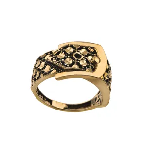 انگشتر طلا 18 عیار زنانه کد R131