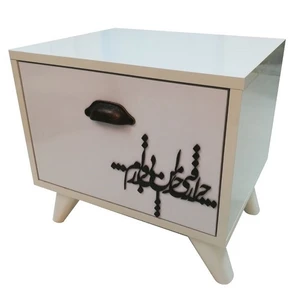میز عسلی مدل taipografi