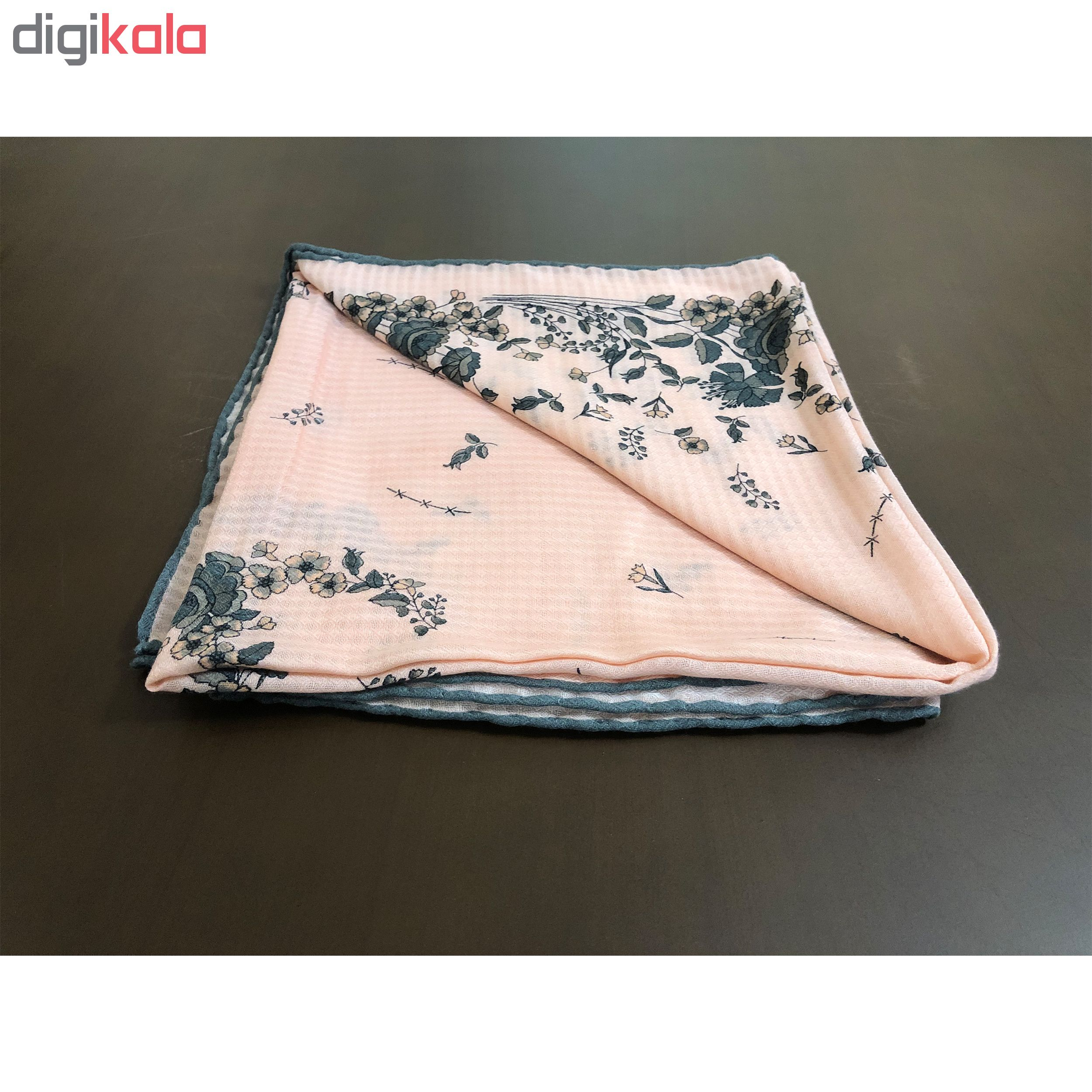 روسری زنانه طرح گل ریز کد CH2154