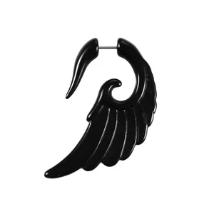 پیرسینگ گوش کد 8277