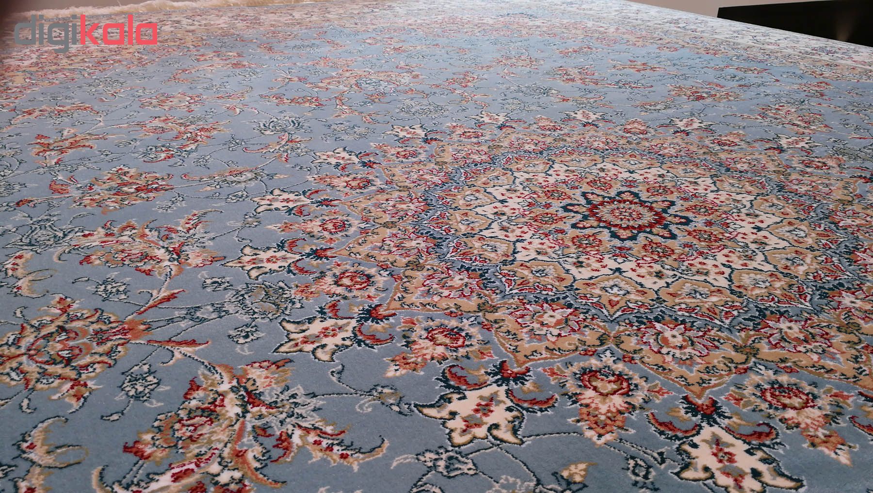 فرش ماشینی زمرد مشهد مدل نایین زمینه آبی