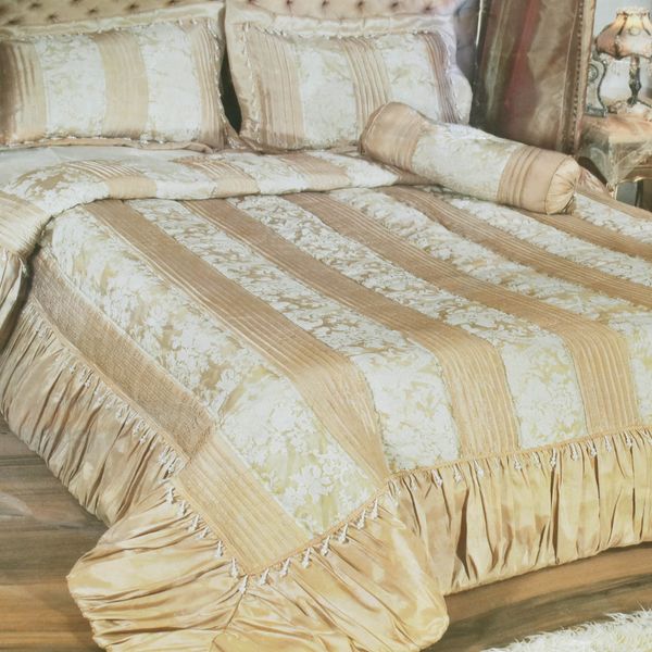 سرویس روتختی هندی طرح Janet gold دو نفره 4 تکه سرویس روتختی هندی طرح Janet gold دو نفره 4 تکه