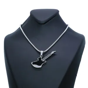 گردنبند مردانه طرح گیتار کد gr01