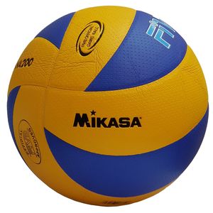 نقد و بررسی توپ والیبال مدل MVA200 توسط خریداران