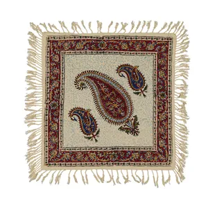 رومیزی قلمکار طرح بته جقه کد 28 سایز 40 × 40 سانتی‌ متر