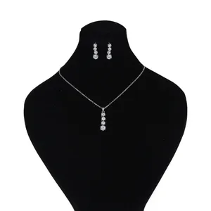 نیم ست نقره زنانه مد و کلاس کد 1000452