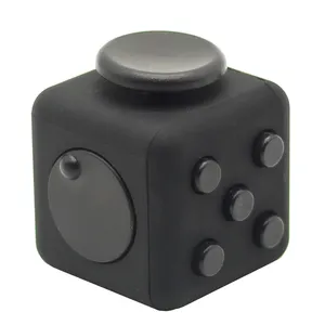 اسپینر دستی آکو مدل Black Cube