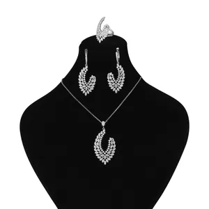 نیم ست نقره زنانه مد و کلاس کد 1000434