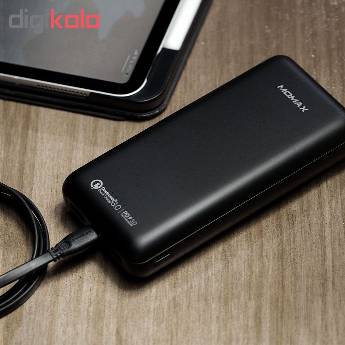 شارژر همراه مومکس مدل IP70d ظرفیت 20000 میلی آمپر ساعت 