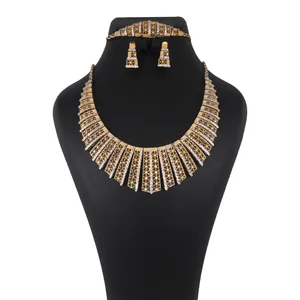 نیم ست طلا 18 عیار زنانه کد G551