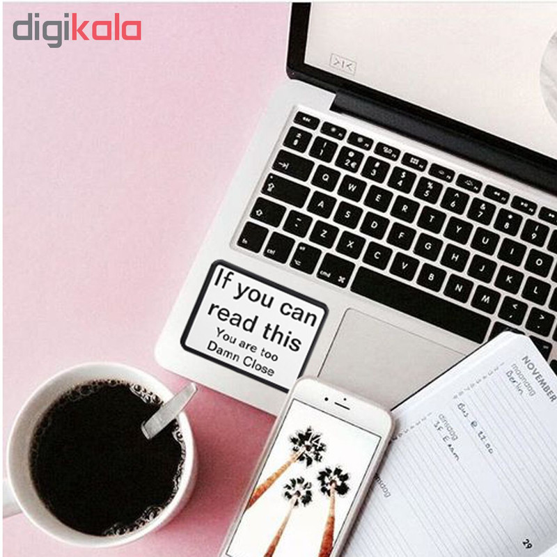 استیکر لپ تاپ طرح اگه میتونی اینو بخونی خیلی نزدیکی کد 14