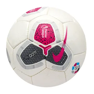 توپ فوتبال مدل LaLiga Santander