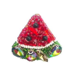 گل سینه طرح هندوانه مدل یلدا کد 0040