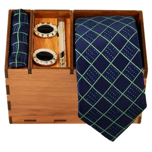 ست کراوات و دستمال جیب و دکمه سردست مردانه کد 360