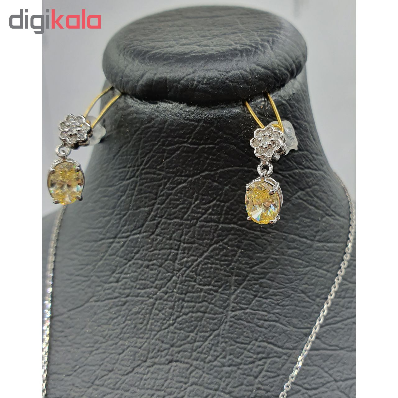 نیم ست طلا 18 عیار زنانه آزوریت کد FL05022