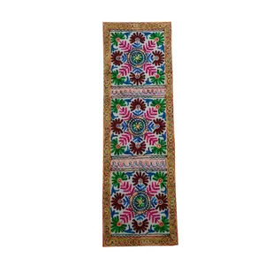 رومیزی سوزن دوزی کد 282