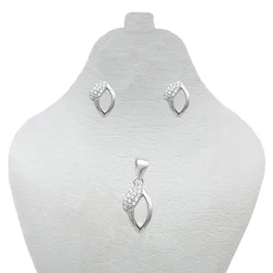 نیم ست نقره زنانه کد P207