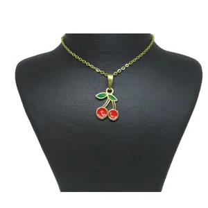 گردنبند دخترانه طرح گیلاس کد gg22