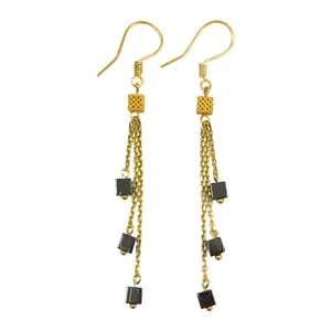 گوشواره طلا 18 عیار زنانه مانچو مدل efgs004