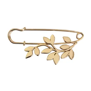 سنجاق سینه زنانه طرح برگ کد B1