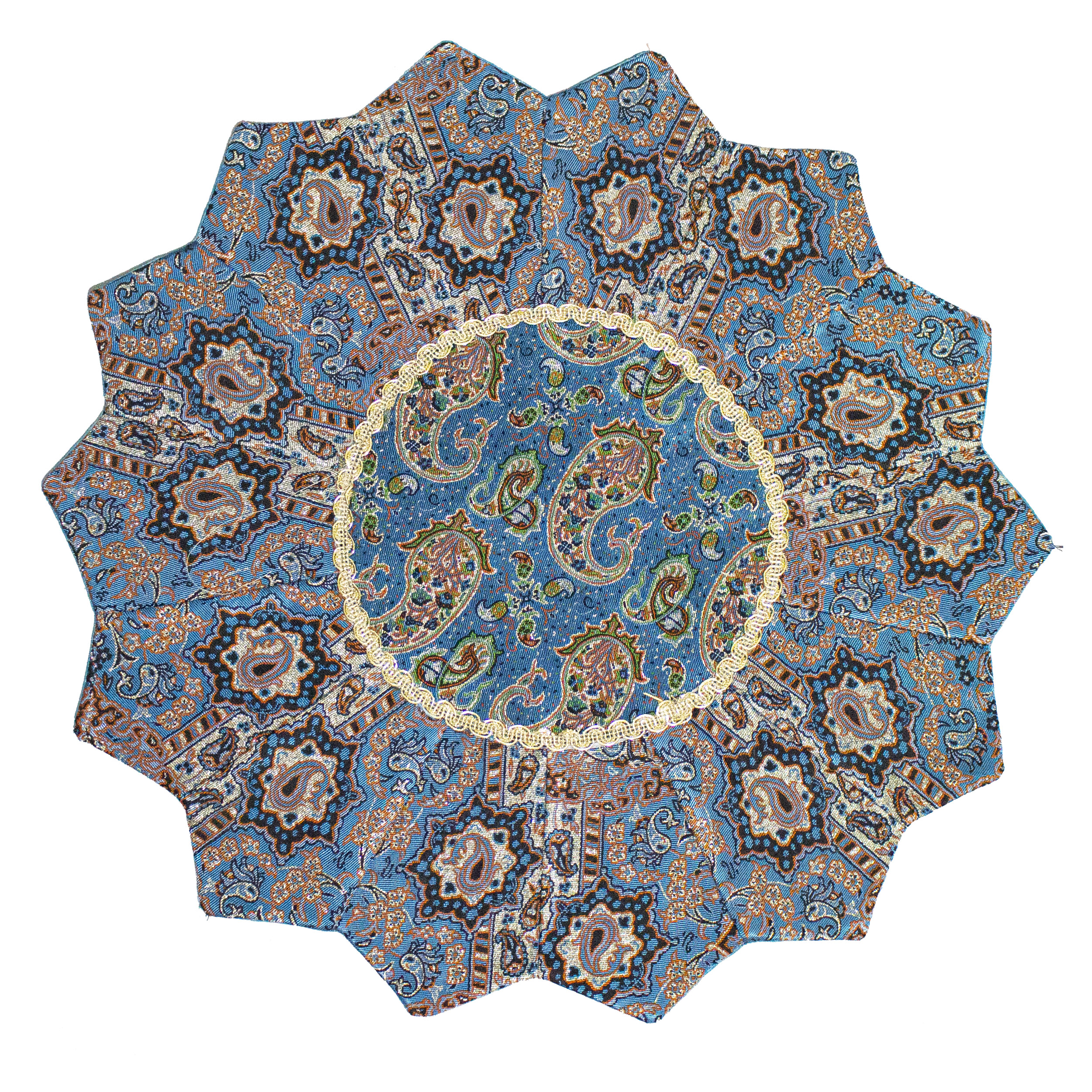 رومیزی ترمه طرح خورشیدی کد T-136