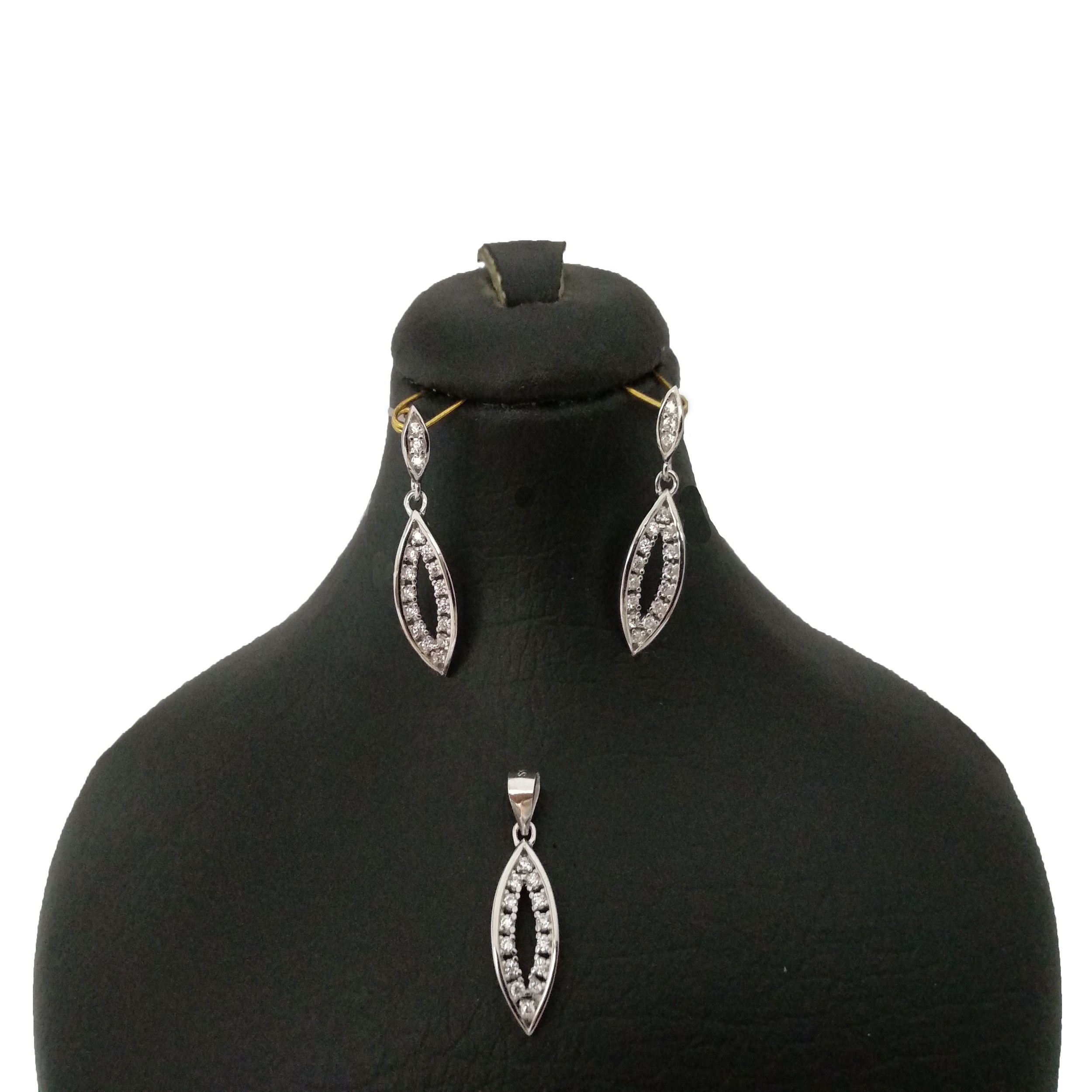 نیم ست نقره زنانه کد P235