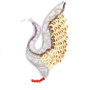 گل سینه زنانه طرح ققنوس کد gs07