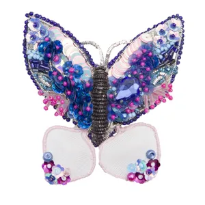 گل سینه زنانه طرح پروانه کد gs03