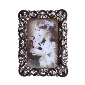 قاب عکس مدل AR thy-1318 سایز 13×18 سانتی متر