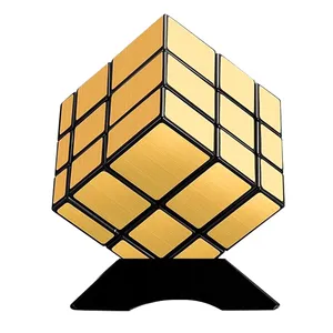 روبیک کیو آی وای آی مدل G336 همراه با پایه