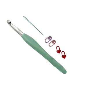 قلاب بافتنی مدل ZHL-Z7.0 به همراه سنجاق نشانه گذار بافتنی و سوزن دوخت کاموا مجموعه 6عددی