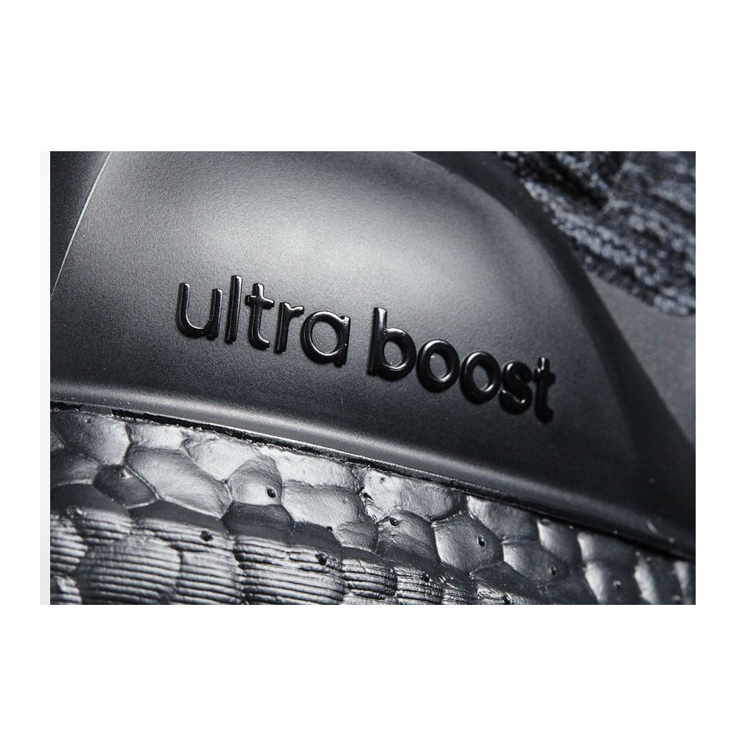 کفش ورزشی مخصوص دویدن و پیاده روی مردانه آدیداس مدل Ultra Boost