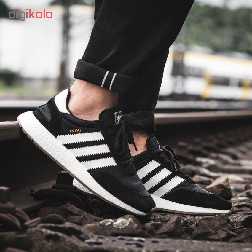 Black adidas clearance iniki