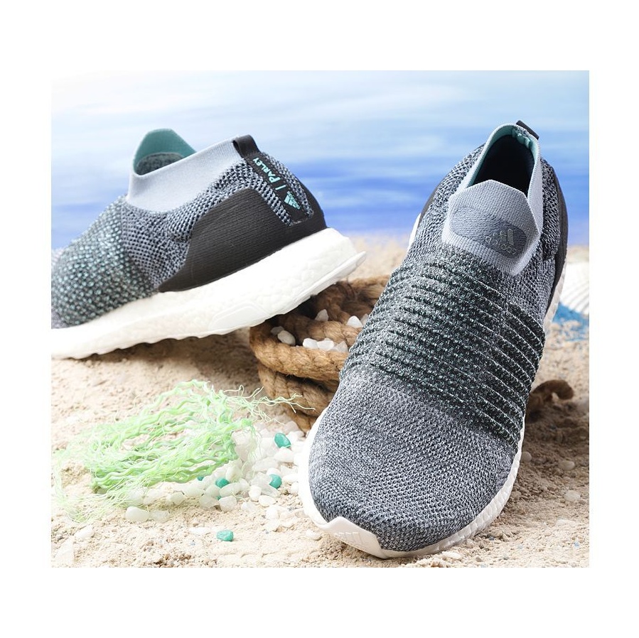 کفش مخصوص دویدن مردانه آدیداس مدل Ultraboost Laceless Parley CM8271