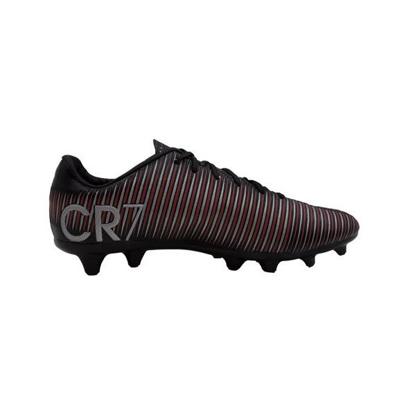 کفش فوتبال مردانه کد saw712