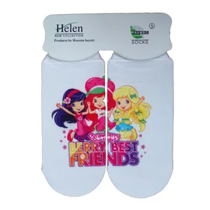 جوراب دخترانه مدل دختر توت فرنگی