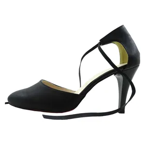 کفش پاشنه دار زنانه آذاردو مدل W08605