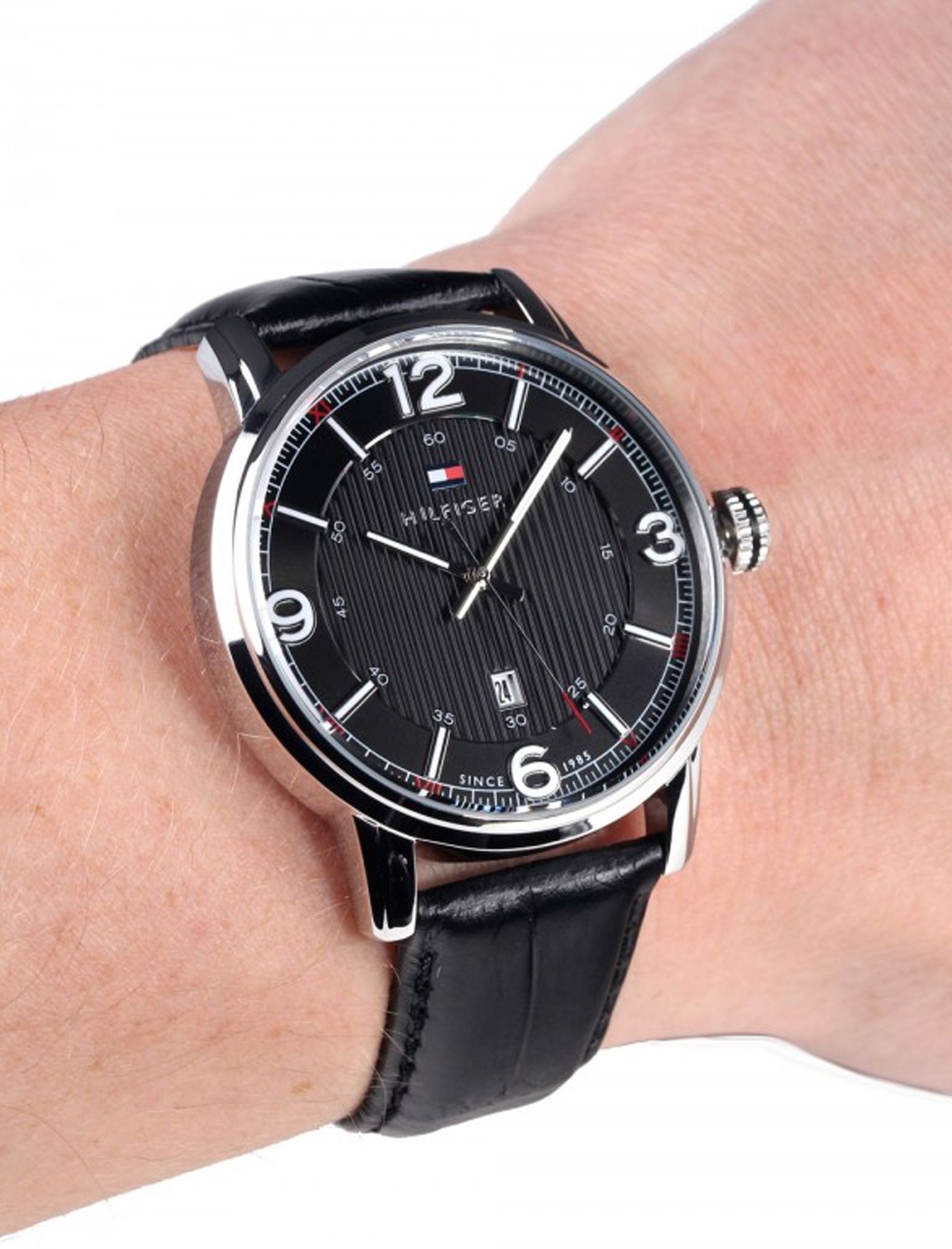 ساعت مچی عقربه ای مردانه تامی هیلفیگر مدل 1710342 - مشکی - 4