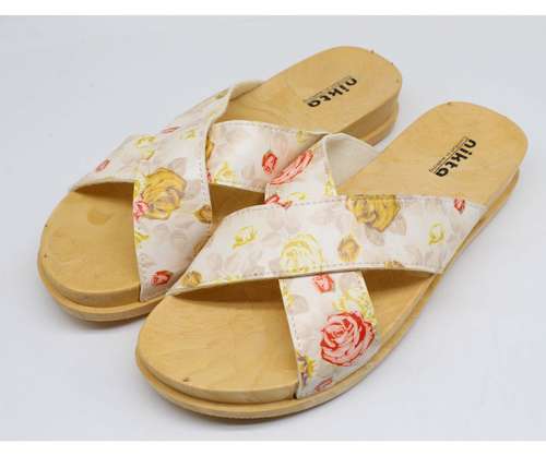 دمپایی زنانه نیکتا مدل K1-014-Roz-CR