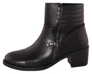 بوت زنانه کد 1-2398260