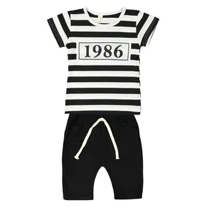 تی شرت و شلوارک پسرانه کد 7010-BW