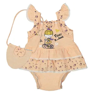 ست سه تکه لباس نوزادی دخترانه کد ۱۰۸۴