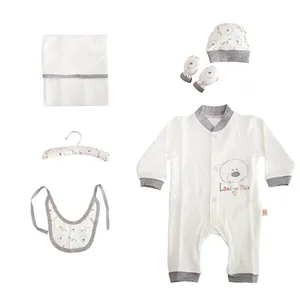 ست 7 تکه لباس نوزاد مادرکر طرح خرس