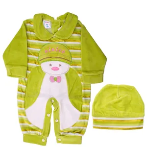 ست سرهمی و کلاه نوزادی طرح پنگوئن کد 29