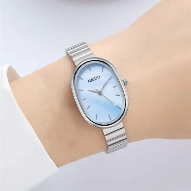 ساعت مچی عقربه ای زنانه مدل بند ریلی نایدو 01