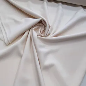 پارچه مانتو طرح کرپ مدل سوپرمازراتی کد 732001